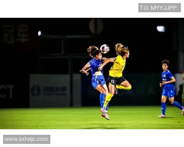 女超联赛精彩对决上海女足迎战江大球队全力争胜
